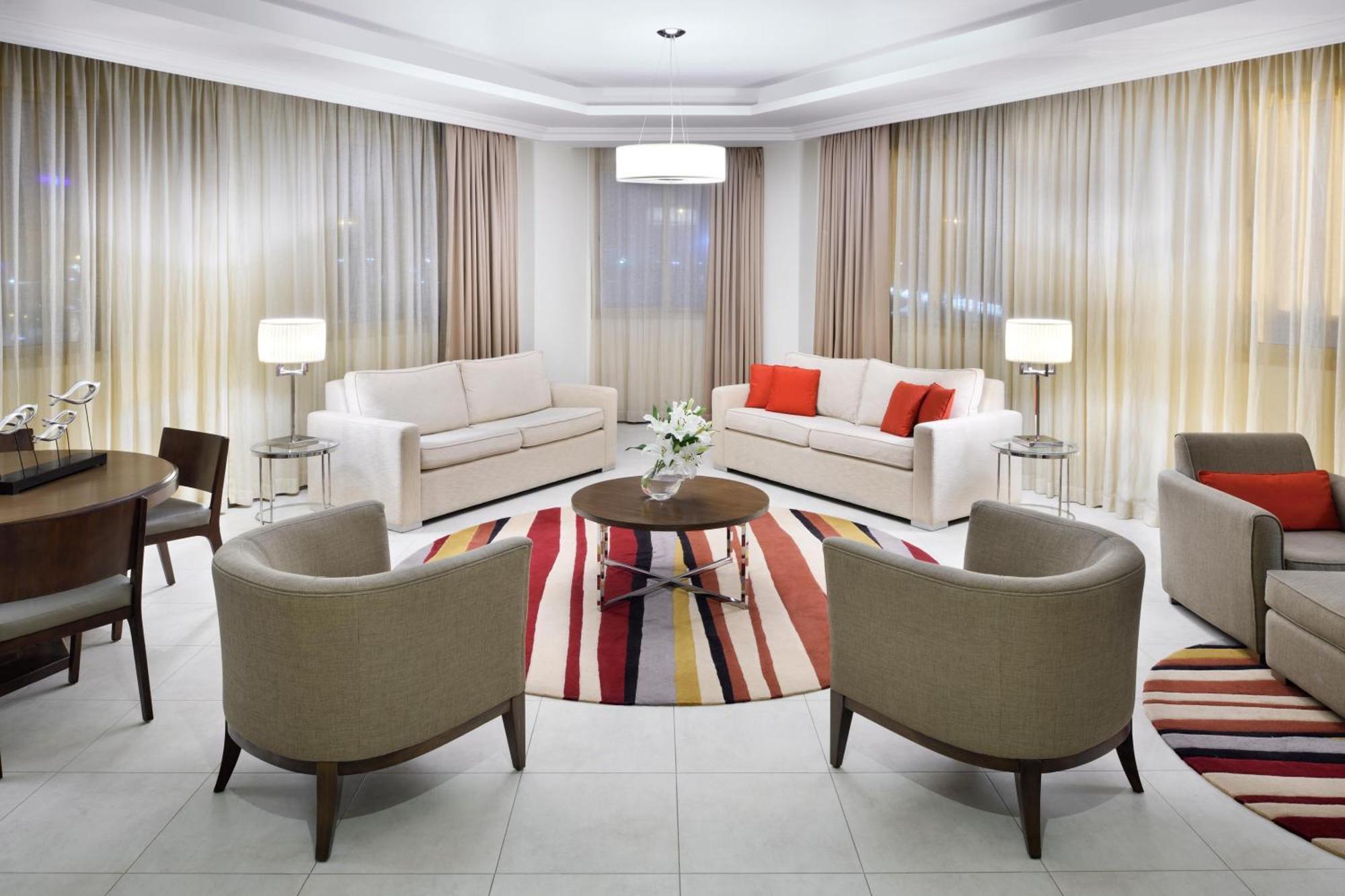 Marriott Executive Apartments Riyadh, Convention Center מראה חיצוני תמונה