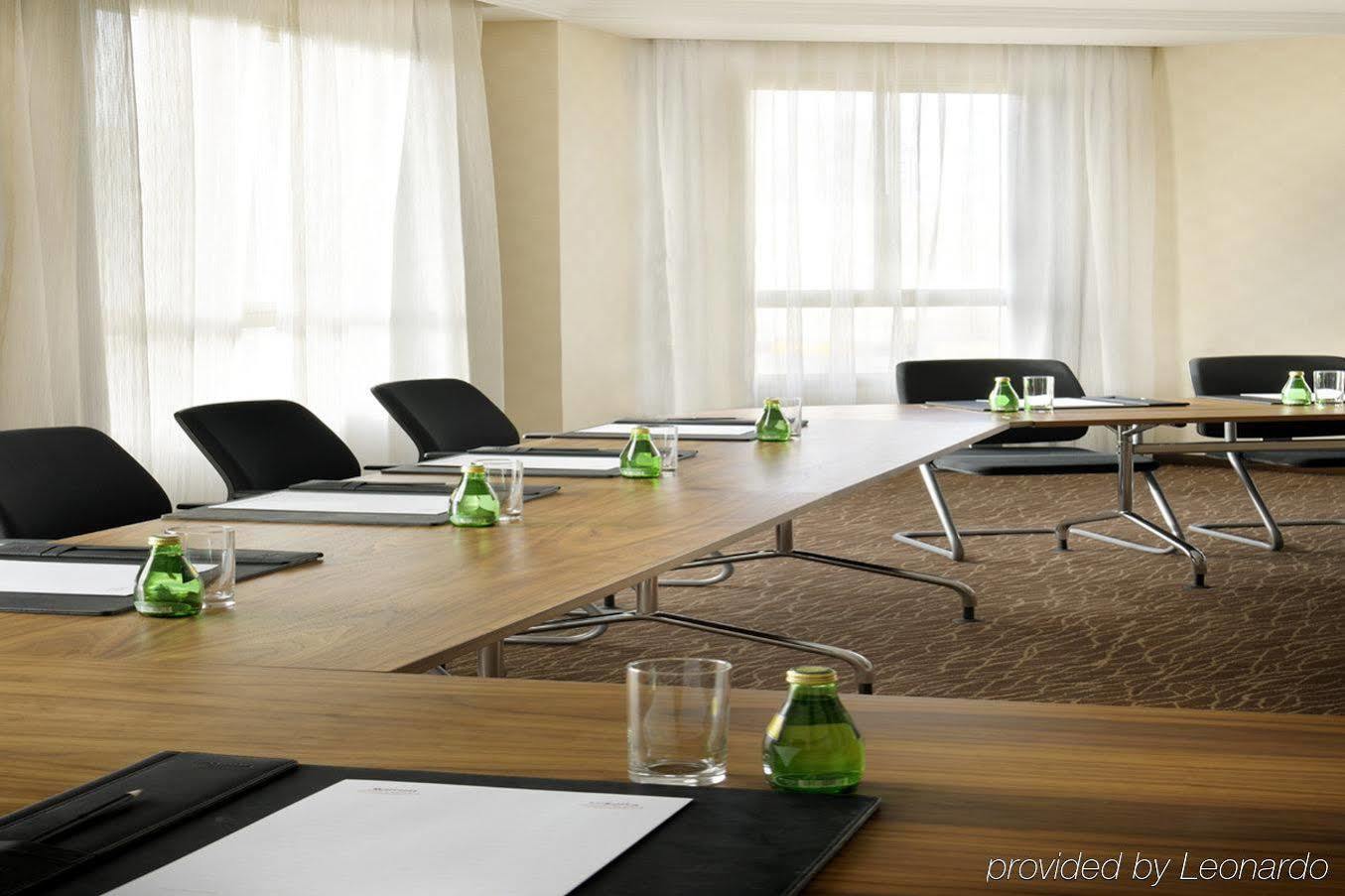 Marriott Executive Apartments Riyadh, Convention Center עסק תמונה